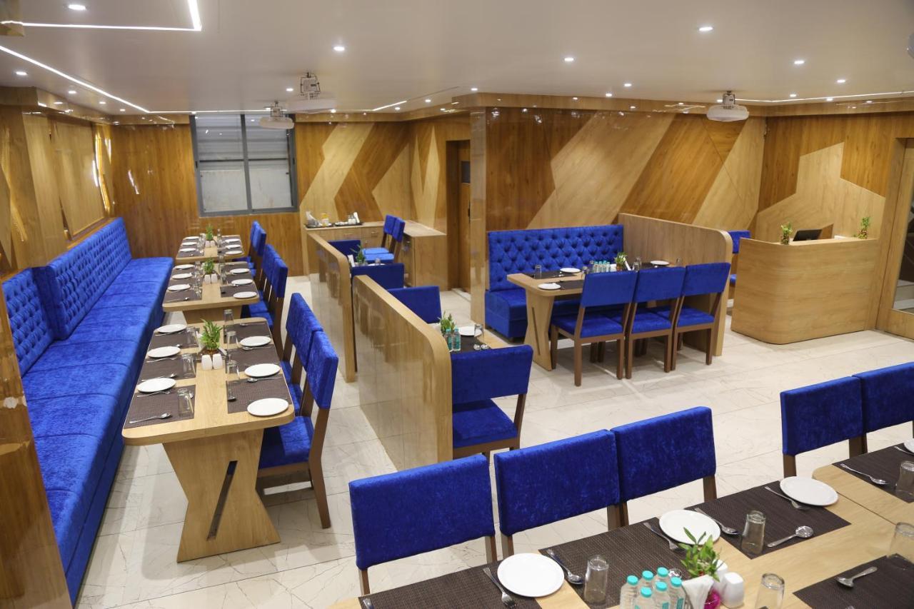 Hotel Nova Pride Rajkot Extérieur photo