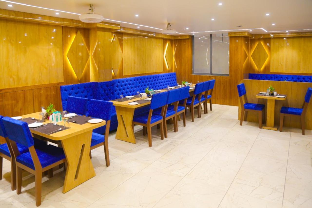 Hotel Nova Pride Rajkot Extérieur photo