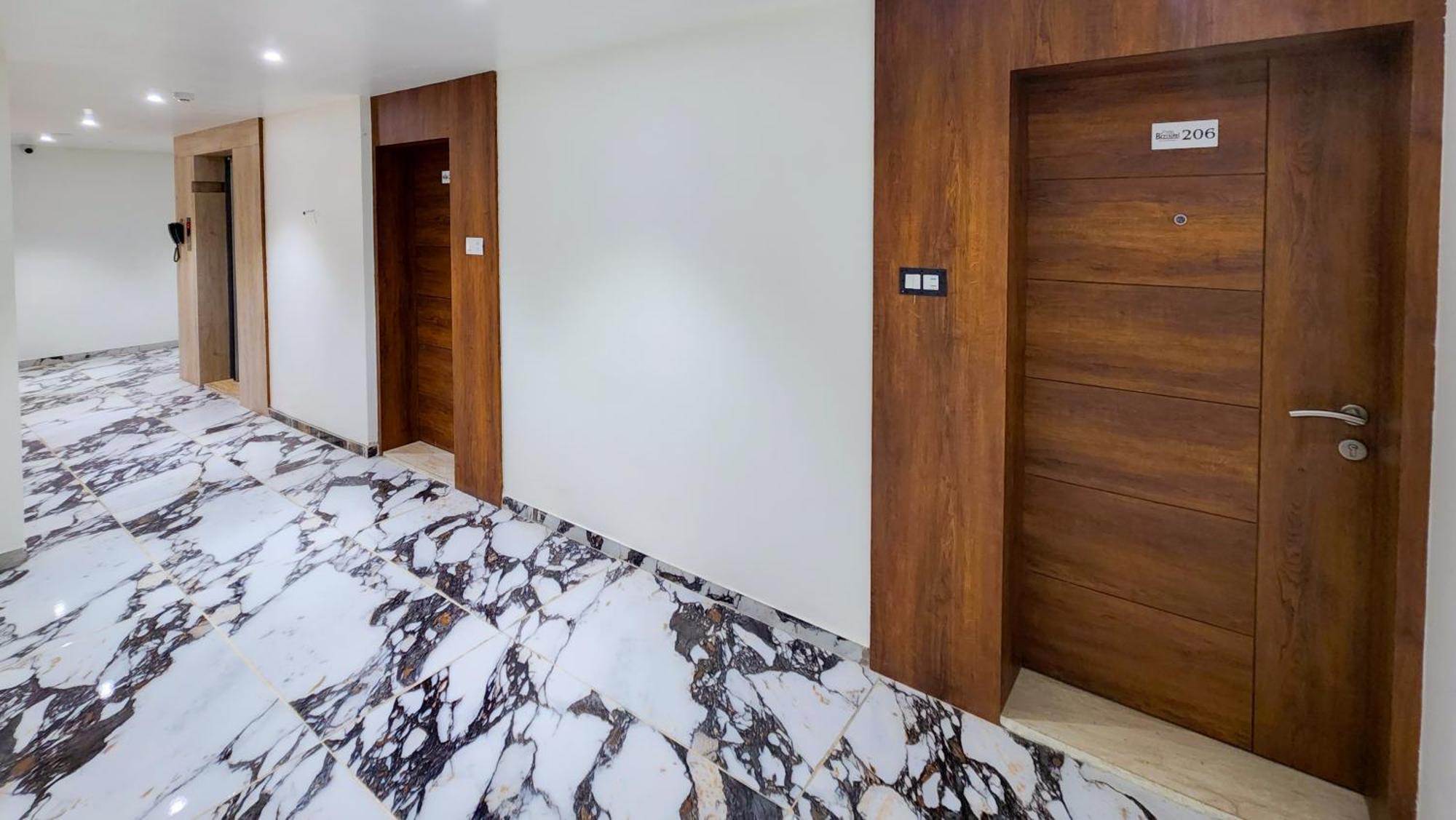 Hotel Nova Pride Rajkot Extérieur photo